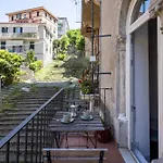 Apartamento C-44 Historic Stairway Authentic Charming With Aircon In Historic Building Up To 6ppl Newly Renovated *
