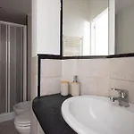C-44 Historic Stairway Authentic Charming With Aircon In Historic Building Up To 6ppl Newly Renovated Apartamento La Spezia