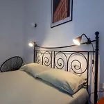 C-44 Historic Stairway Authentic Charming With Aircon In Historic Building Up To 6ppl Newly Renovated Apartamento La Spezia